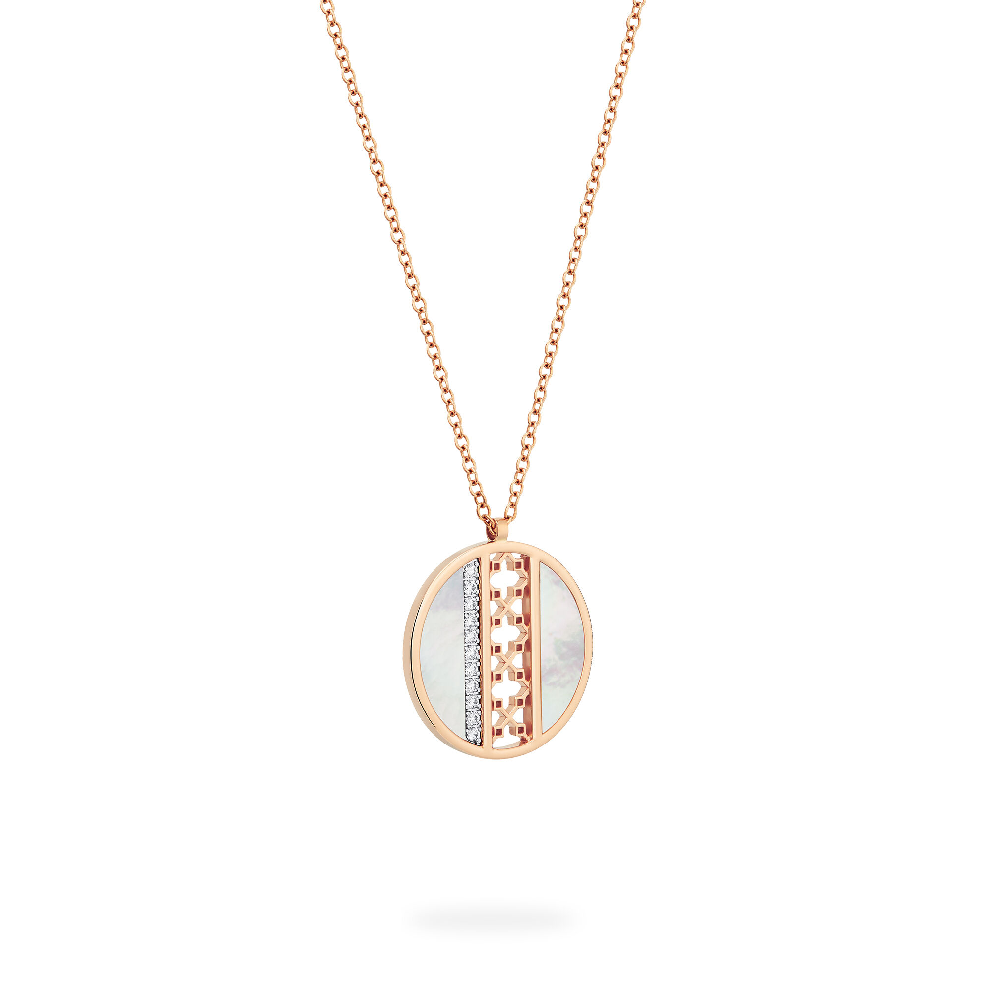 Mother-of-Pearl and Diamond Circle Necklace | Birks Dare to Dream